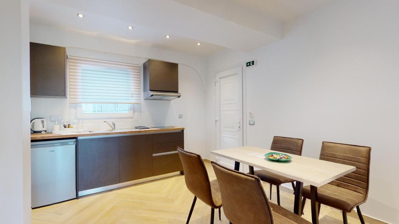 Golden Lion Parga Hotel Luaran gambar
