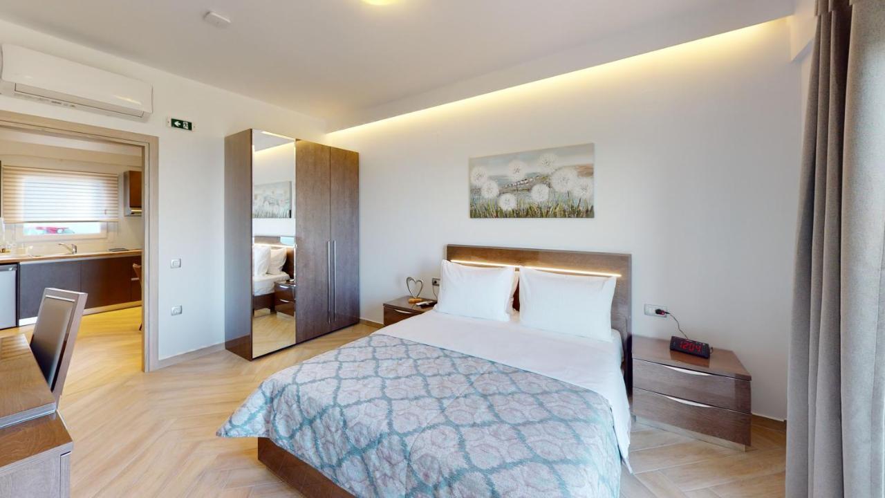 Golden Lion Parga Hotel Luaran gambar